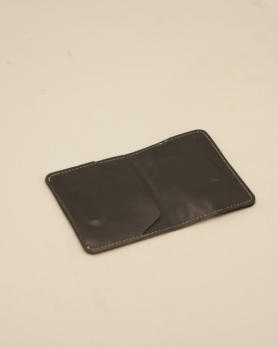 Outline Card Holder
